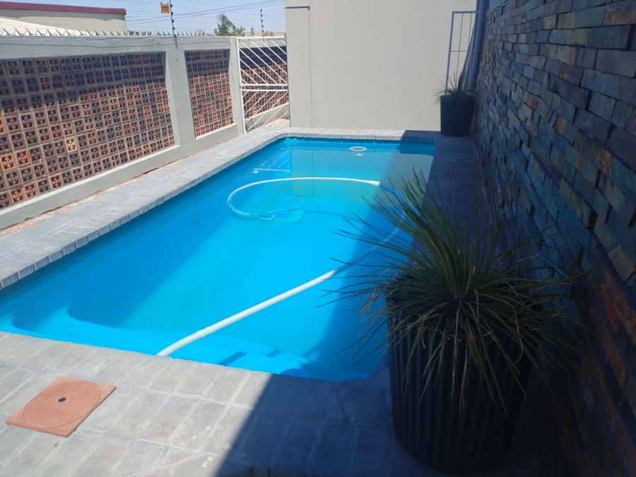 3 Bedroom Property for Sale in Amandelrug Western Cape